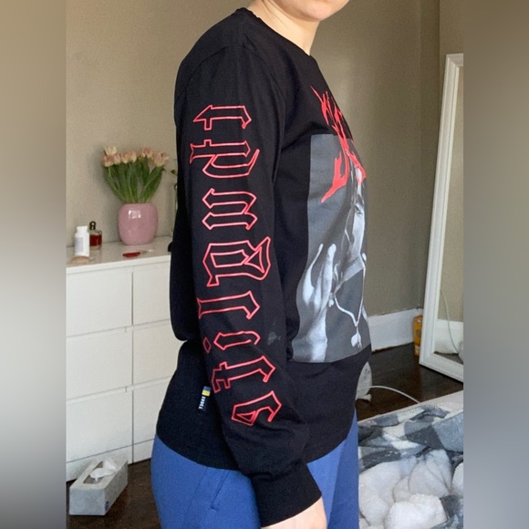 2pac longsleeve M size - Picture 4 of 4